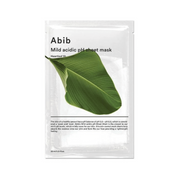 Pakke med grøn bladgrafik og teksten "Abib Mild Acidic pH Sheet Mask Heartleaf Fit".