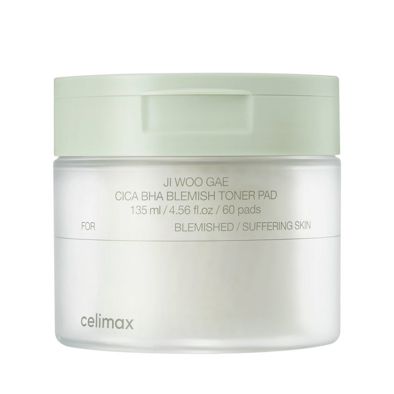 Lysgrøn krukke med "CICA BHA Blemish Toner Pad" til uren hud, 135 ml, 60 pads, mærket celimax.