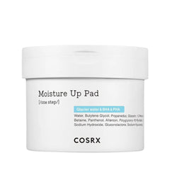 Hvid beholder med tekst "Moisture Up Pad" og mærket COSRX. Ingredienser angivet på forsiden.