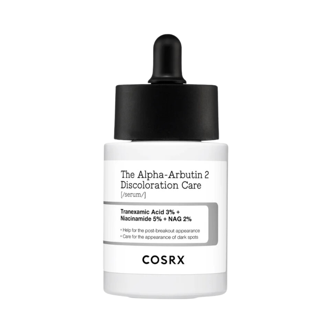 Hvid flaske med sort dråbehætte, mærket "Alpha-Arbutin 2 Discoloration Care" fra COSRX.