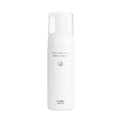 Hvid flaske med teksten "Amino Acid Gentle Bubble Cleanser" og en smiley-ikon.