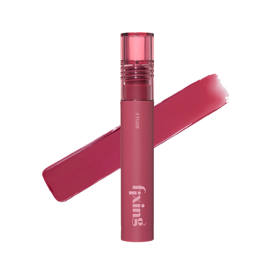 Etude Fixing Tint i farven Rose Blending, med en rosa farveprøve i baggrunden.