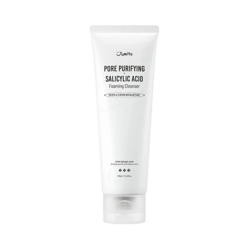 Hvid tube med tekst: "Jumiso Pore Purifying Salicylic Acid Foaming Cleanser". 120g.