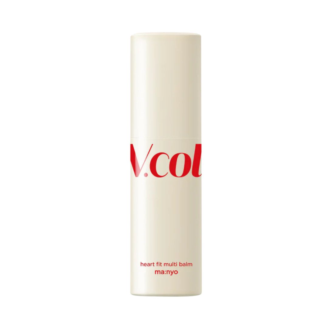 Cremefarvet cylinderbeholder med rød tekst: "V.coll", "heart fit multi balm", "ma:nyo".