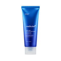 Blå tube med teksten "Medicube Zero Pore Blackhead Mud Mask," 100 g, med produktfordele nævnt.