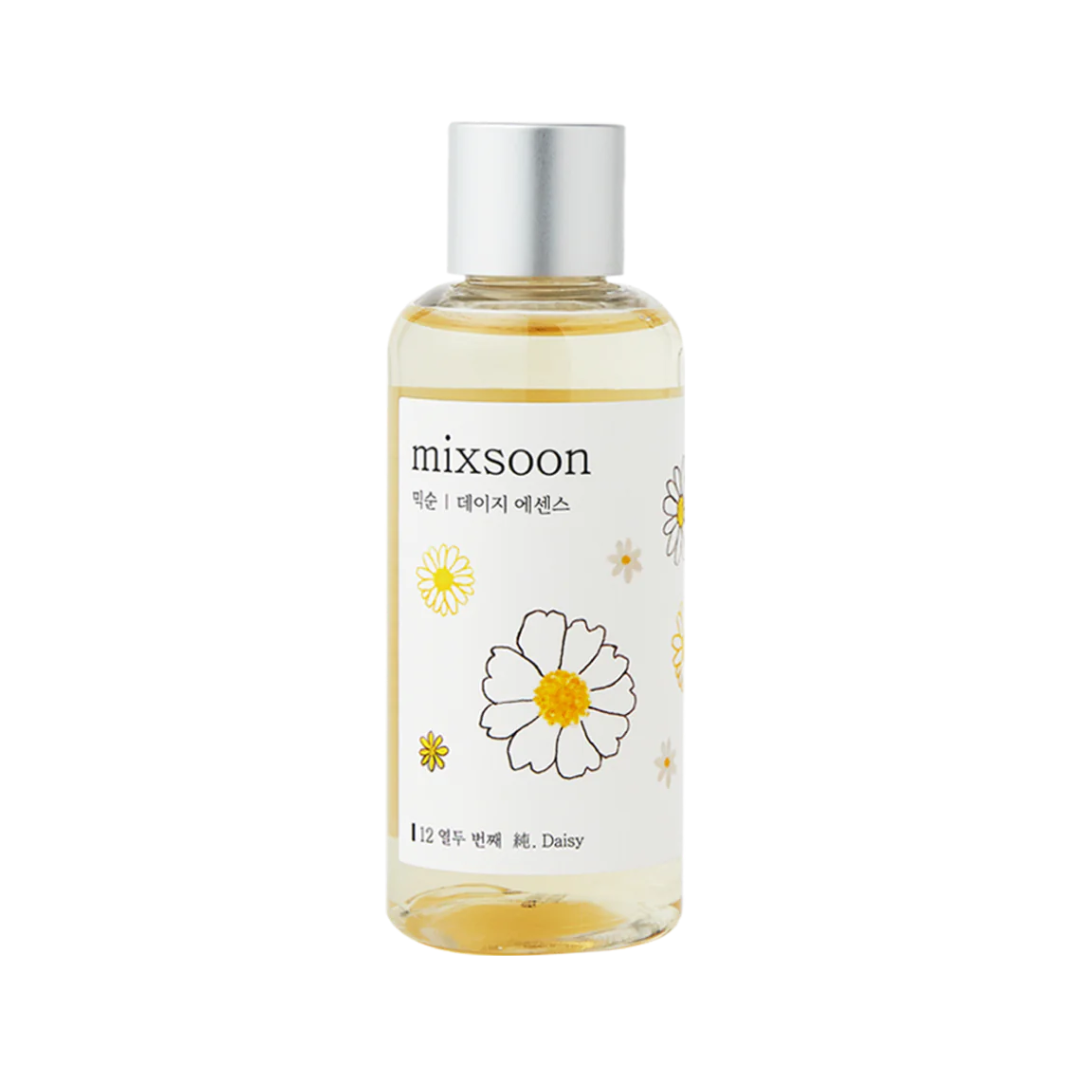 Flaske med Mixsoon Daisy Essence, sølvhætte, margueritillustrationer på etiketten.