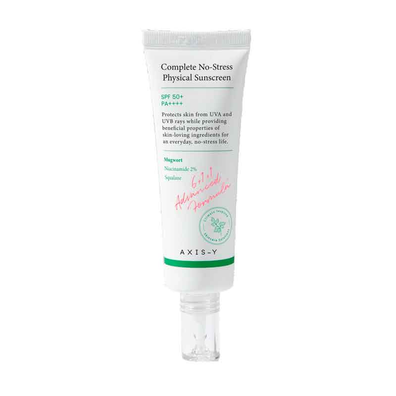 Hvid tube med teksten "Complete No-Stress Physical Sunscreen SPF50+ PA++++" og ingredienser.
