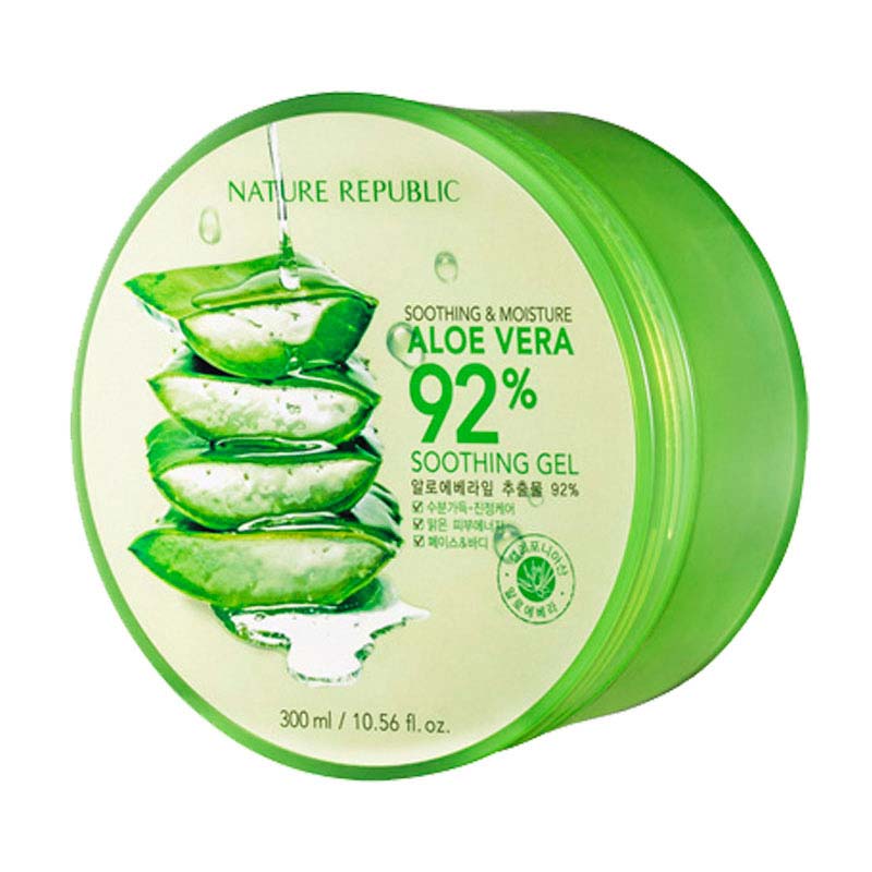 Grøn krukke med Nature Republic Aloe Vera 92% Soothing Gel, aloe blade og produkttekst.
