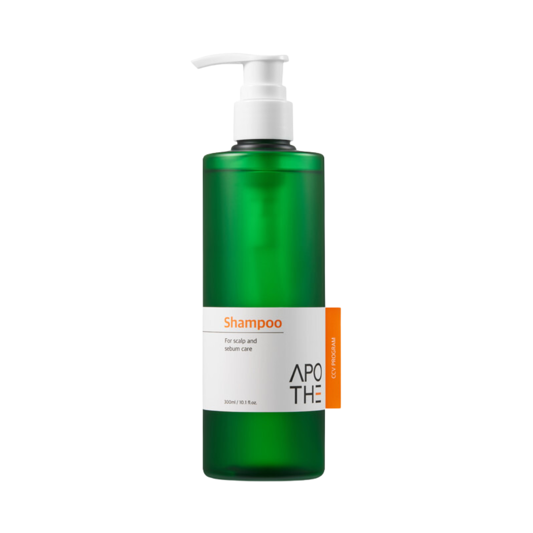 Grøn flaske med pumpe, mærket "Shampoo" og "APOTHE" til hovedbunds- og sebumpleje.