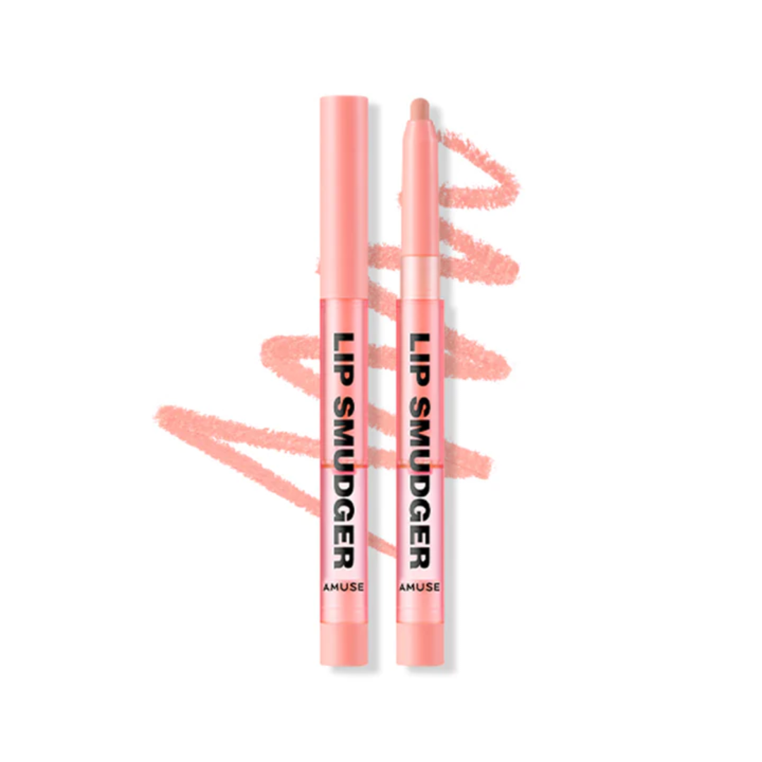 Amuse Lip Smudger i koralfarve med teksten "LIP SMUDGER" og en baggrundsswatch.