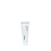 Hvid tube med "Noni Cream 10 ml" og "celimax" skrevet lodret.