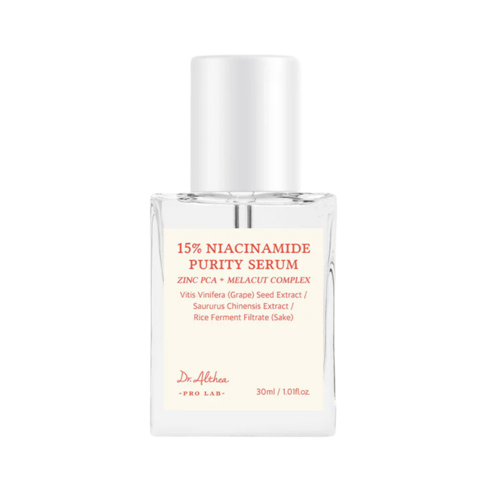 Klar flaske med Dr. Althea 15% Niacinamide Serum, ingredienser: drue, sake, Saururus chinensis.