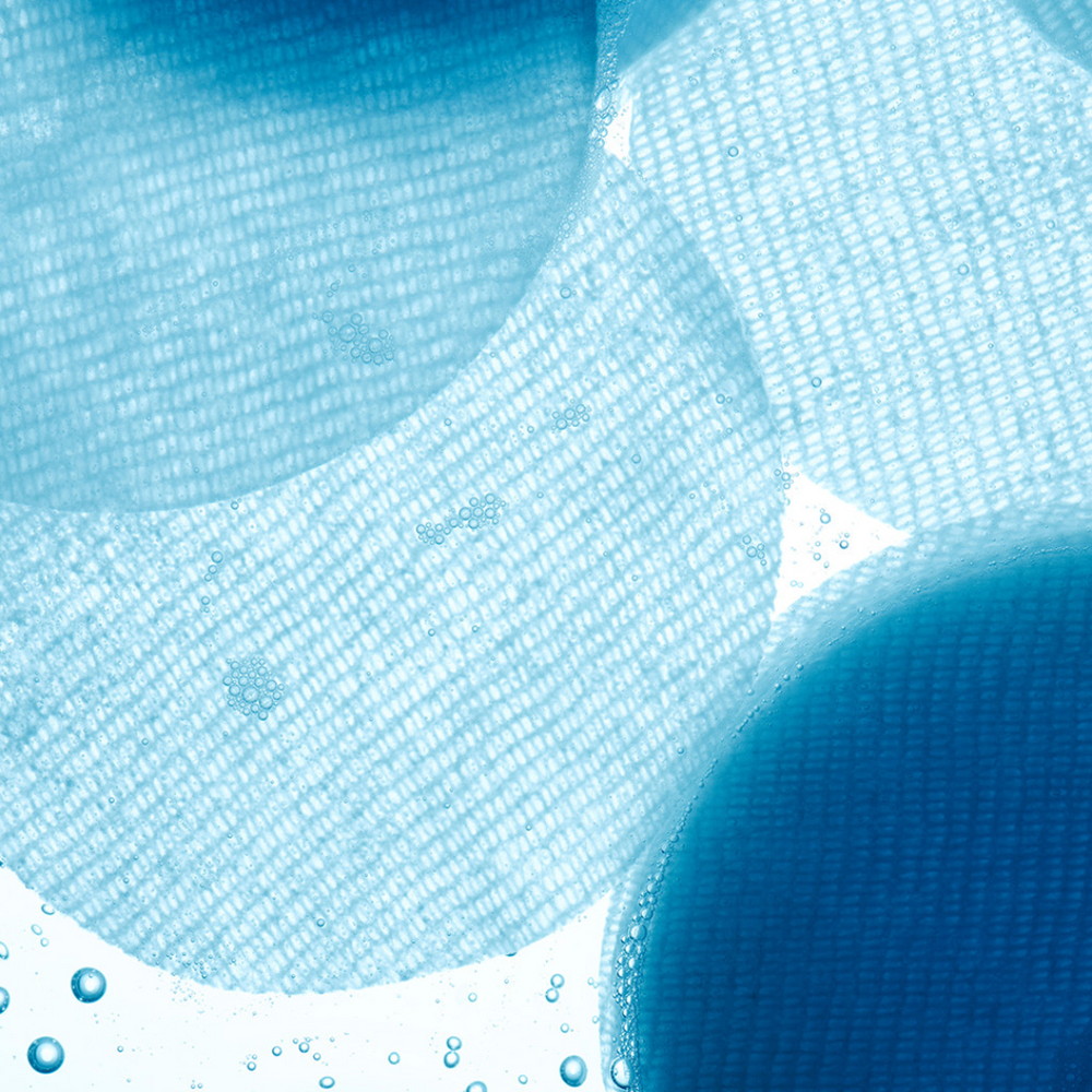 Isntree - Ultra-Low Molecular Hyaluronic Acid Cooling Pad