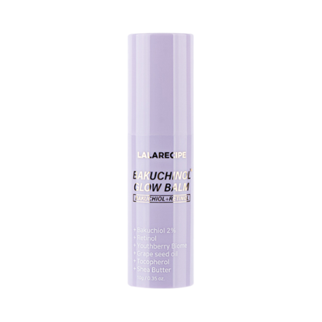 Lilla cylinderbeholder med teksten "Lala Recipe Bakuchinol Glow Balm" og ingredienser nævnt.