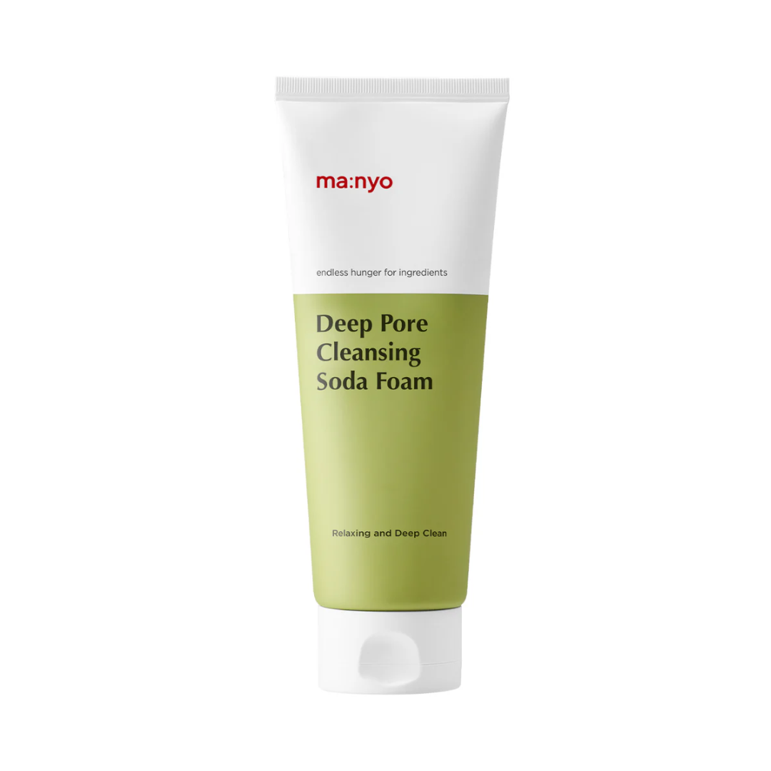 Tuben har hvid top, grøn bund, tekst: "Deep Pore Cleansing Soda Foam" og mærket "ma:nyo".