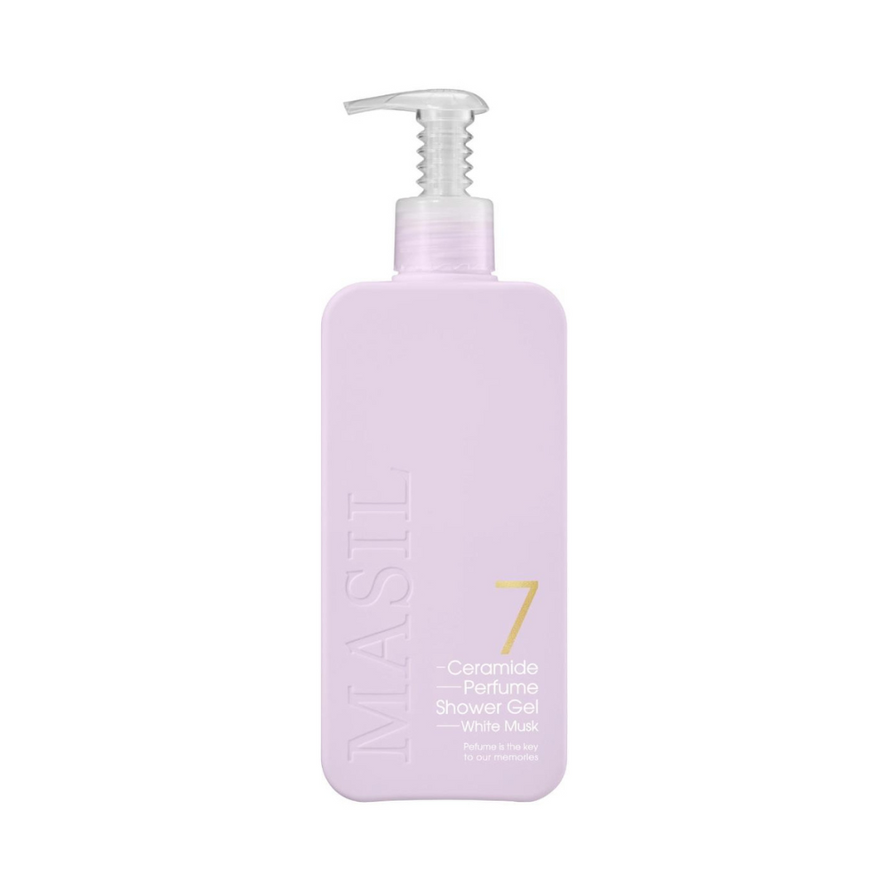 Lilla flaske med pumpe, mærket "MASIL 7 Ceramide Perfume Shower Gel" og "White Musk."