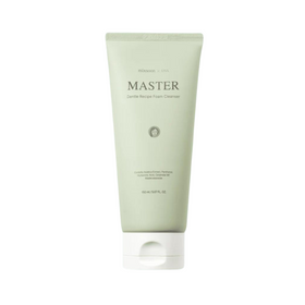 Lysegrøn tube med "Mixsoon Master Gentle Recipe Foam Cleanser" og produktinformationer.