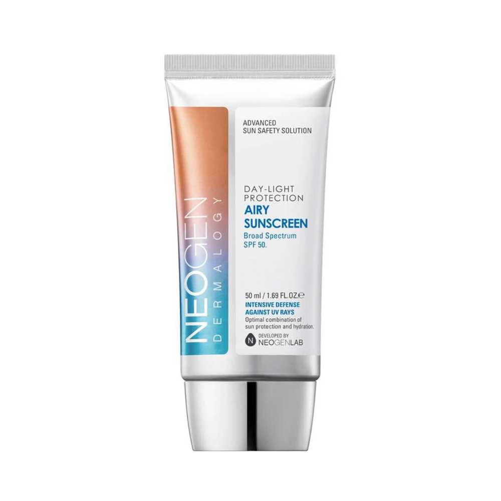Tube af Neogen Day Light Protection Airy Sunscreen SPF50+, 50 ml, bredspektrum solbeskyttelse.