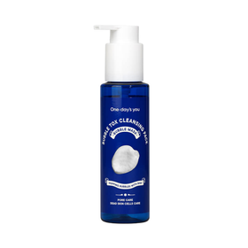 Blå flaske med hvid pumpe, "Bubble Tox Cleansing Pack" og boble grafik. Pore- og hudpleje nævnt.