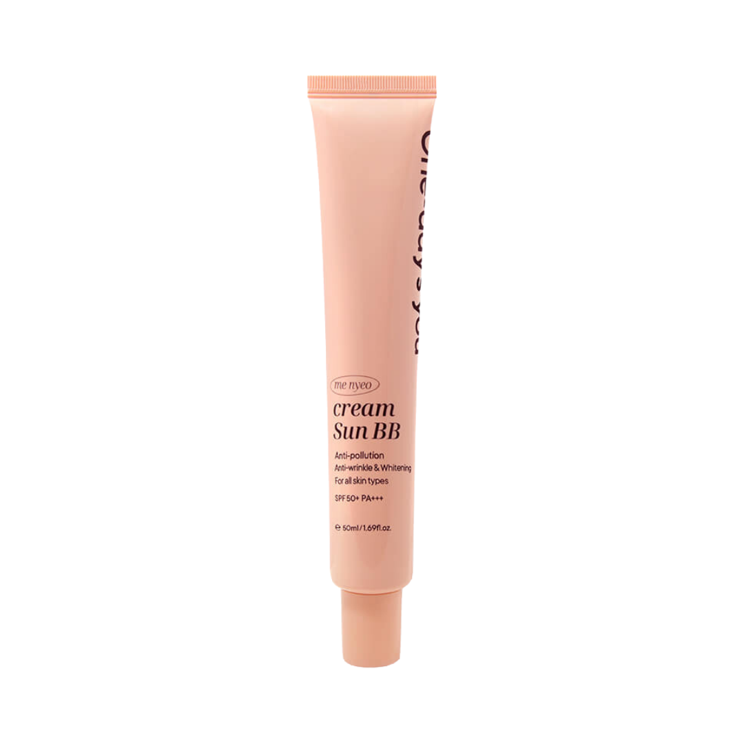 Peachfarvet tube med teksten "cream Sun BB", anti-forurening, SPF 50+, 50ml.