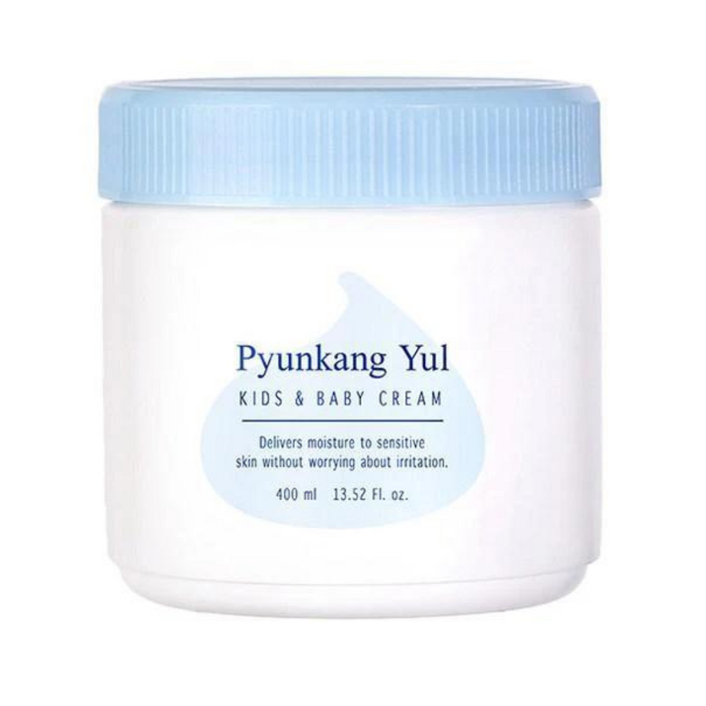 Hvid krukke med lyseblåt låg og etikette: Pyunkang Yul Kids & Baby Cream, 400 ml.
