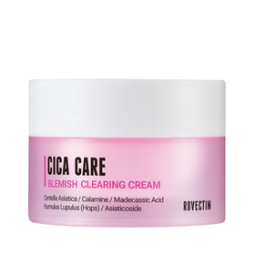 Lyserød og hvid krukke med teksten "Cica Care Blemish Clearing Cream" og ingredienser nævnt.