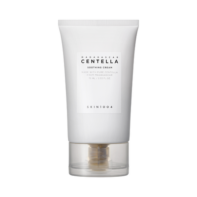 Hvid tube med SKIN1004 Madagascar Centella Soothing Cream, 75 ml, på en ren baggrund.