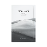SKIN1004 maske med ørkenmotiv, tekst "Madagascar Centella Tone Brightening Glow Mask".