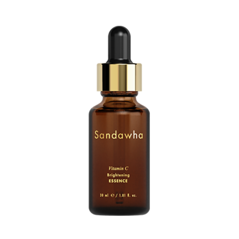 Brun glasflaske med pipette og Sandawha Vitamin C Brightening Essence-etiket.