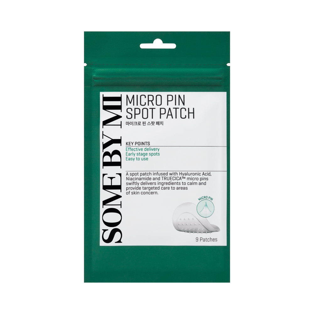 Grøn og hvid pakke med tekst: "Some By Mi - Micro Pin Spot Patch," illustration af en patch.
