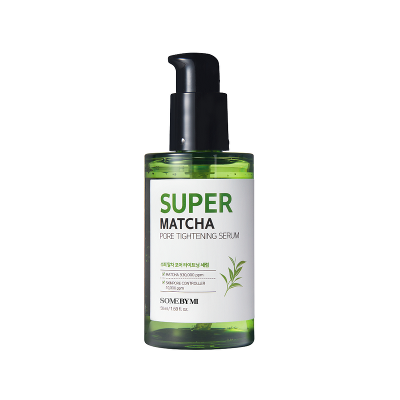 Flaske med Some By Mi Super Matcha Pore Tightening Serum, grøn etikette, sort pumpe.