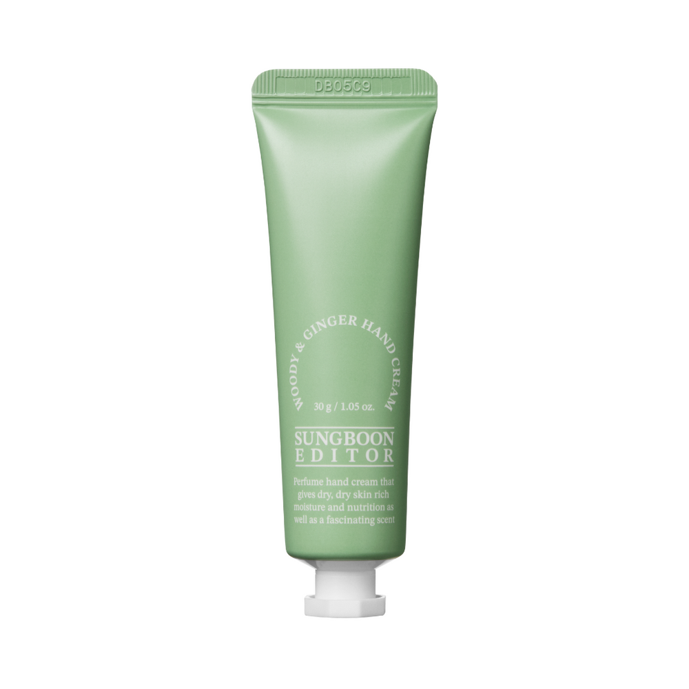 Grøn tube med tekst "Sungboon Editor - Woody & Ginger Hand Cream", 30 g.