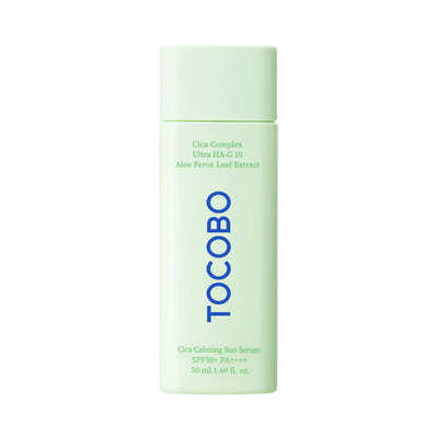 Lys grøn flaske med blå "TOCOBO" tekst, Cica Calming Sun Serum SPF50+ PA++++, 50 ml.