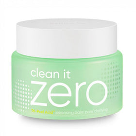 Grøn krukke med hvidt låg, tekst "clean it zero" og "Tri-Peel Acid cleansing balm pore clarifying".