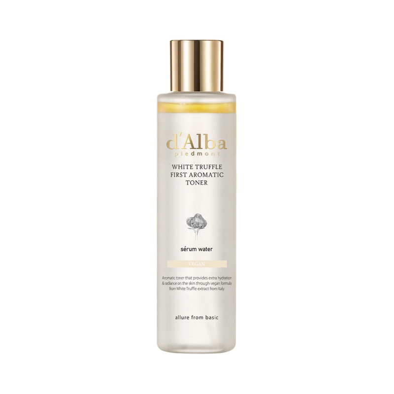 d'Alba White Truffle First Aromatic Toner i klar flaske med guldlåg og elegant skrift.